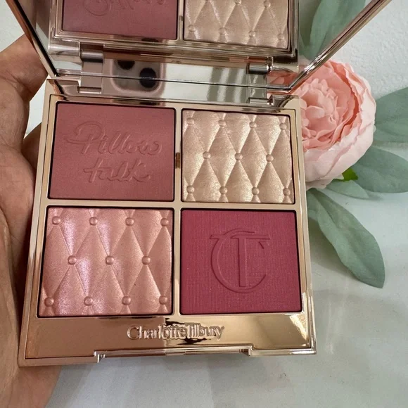 Charlotte Tilbury Pillow Talk Beautifying Face Palette Pillow Talk Fair-Medium - Picture 4 of 7
